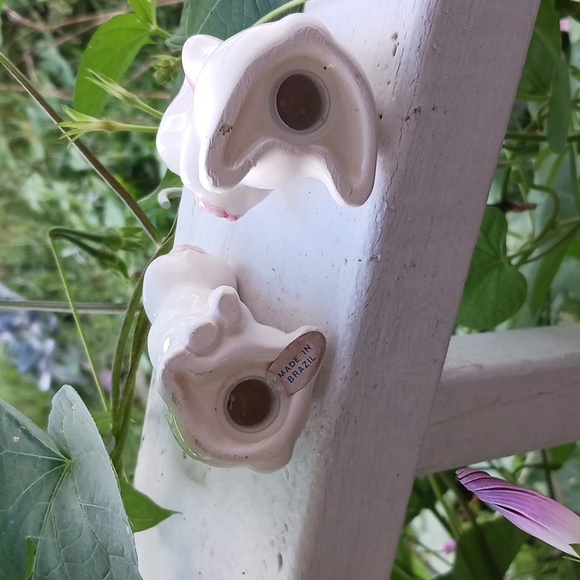 VINTAGE BUNNIES Salt & Pepper Shaker Set - Picture 6 of 7